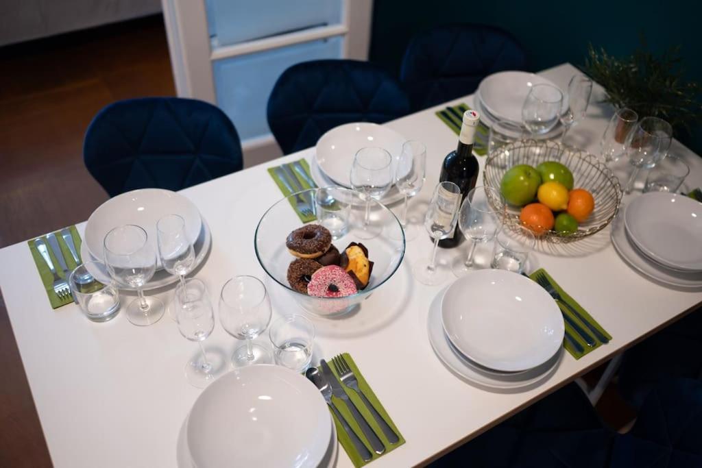 Apartmán 3b Bright Beautiful Newly Renovated 3br