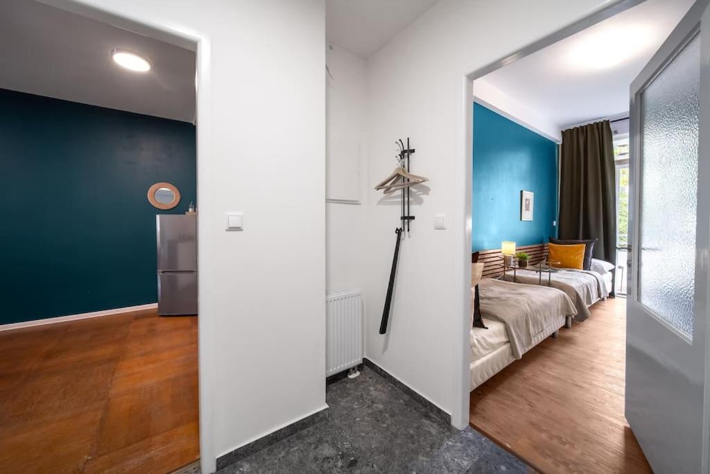 3b Bright Beautiful Newly Renovated 3br * Prague